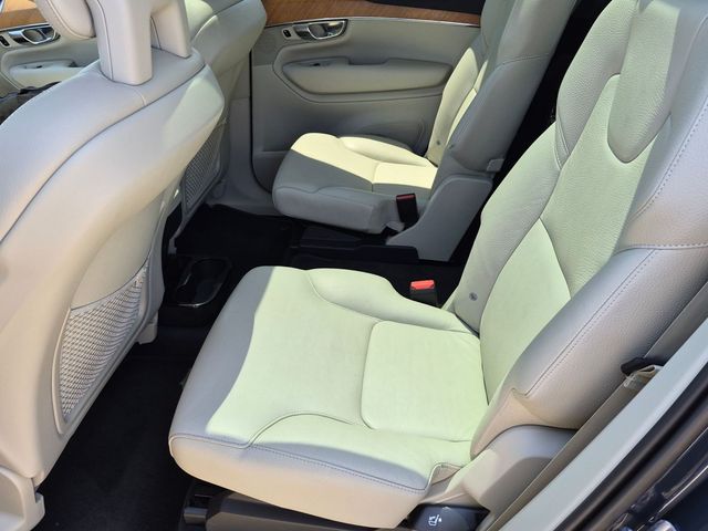 2021 Volvo XC90 Momentum - Photo 10