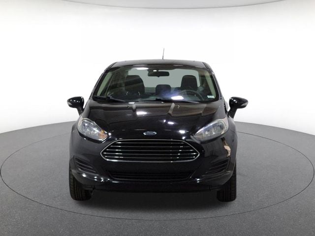 Used 2019 Ford Fiesta SE with VIN 3FADP4BJ9KM129466 for sale in Creve Coeur, MO