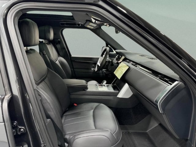 2026 Land Rover Range Rover SE - Photo 18