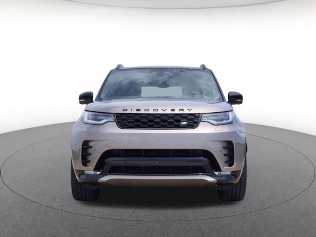 Certified 2025 Land Rover Discovery P360 Dynamic SE SUV