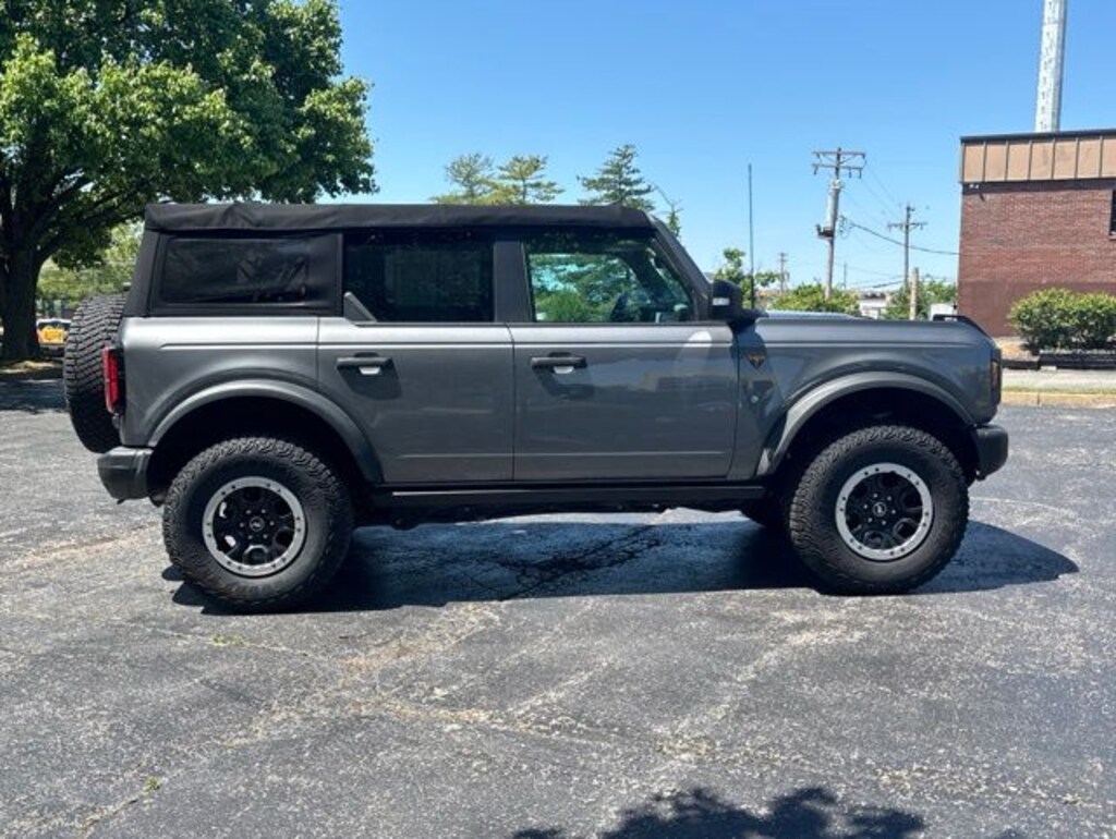 Used 2022 Ford Bronco SUV
