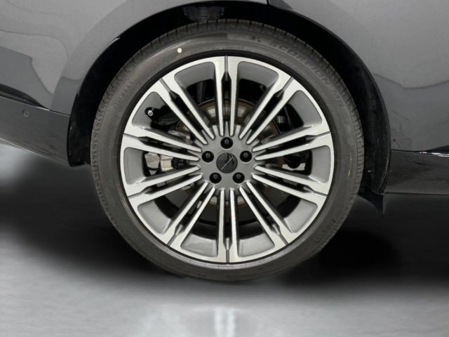 2026 Land Rover Range Rover SE - Photo 8