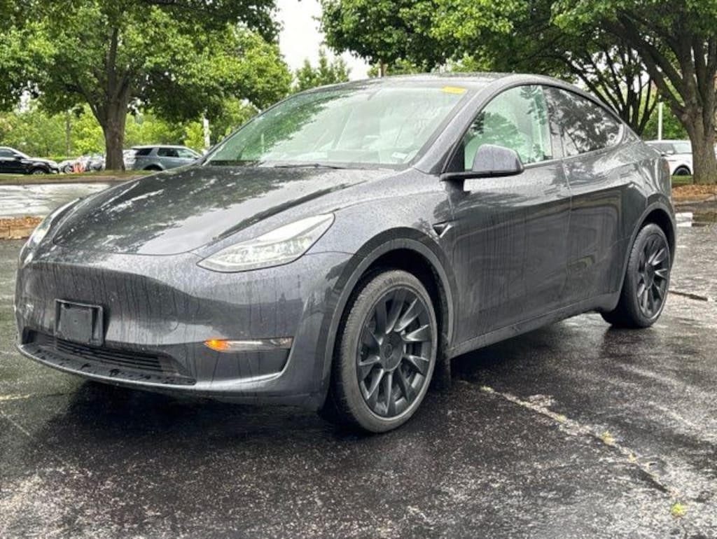 Used 2024 Tesla Model Y Long Range SUV