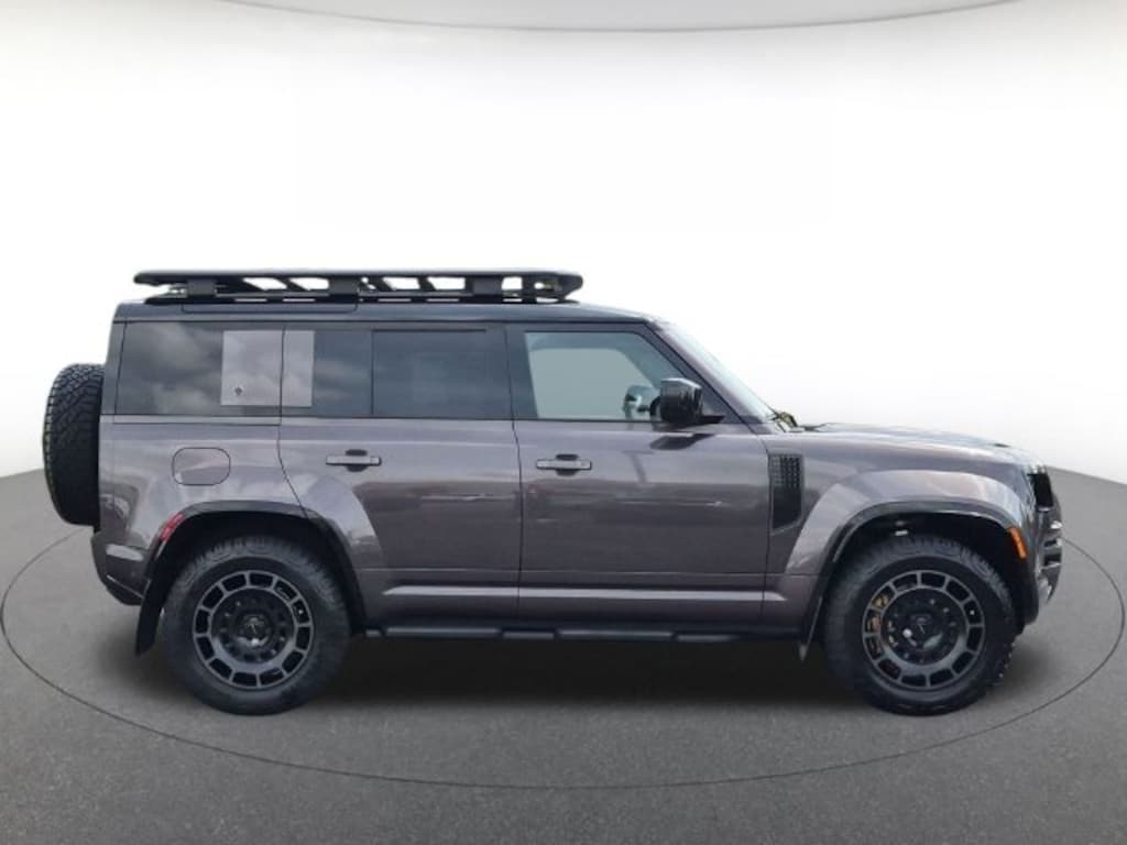 New 2026 Land Rover Defender 110 Octa SUV