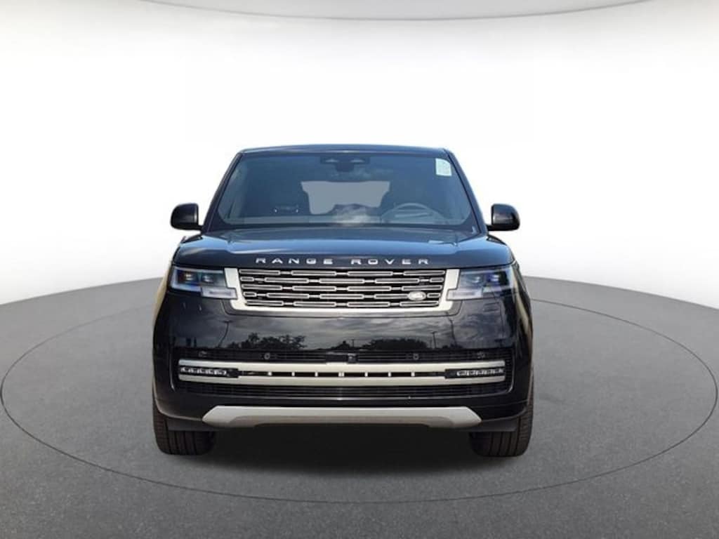 New 2026 Land Rover Range Rover SE SUV