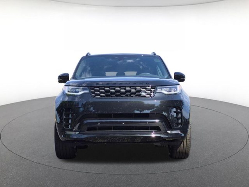 New 2026 Land Rover Discovery Dynamic SE SUV