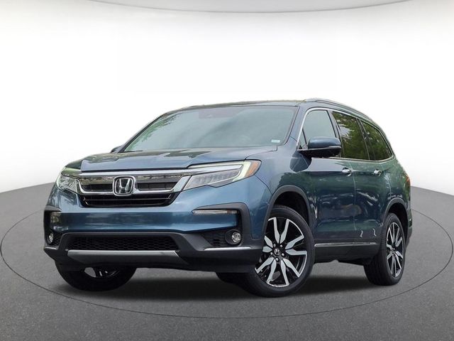 2022 Honda Pilot Touring AWD's photo
