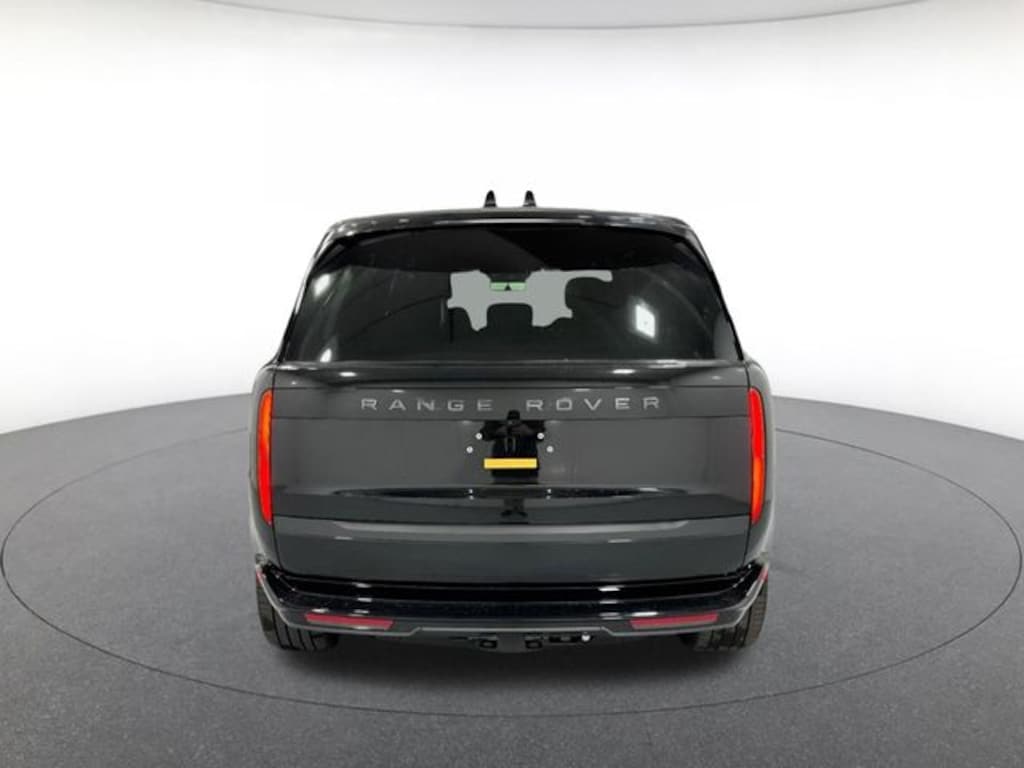 New 2026 Land Rover Range Rover SE 7 Seats SUV