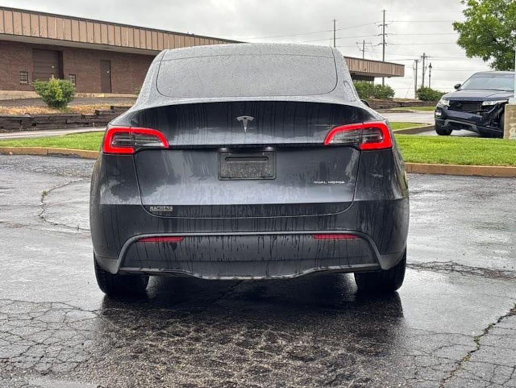Used 2024 Tesla Model Y Long Range SUV