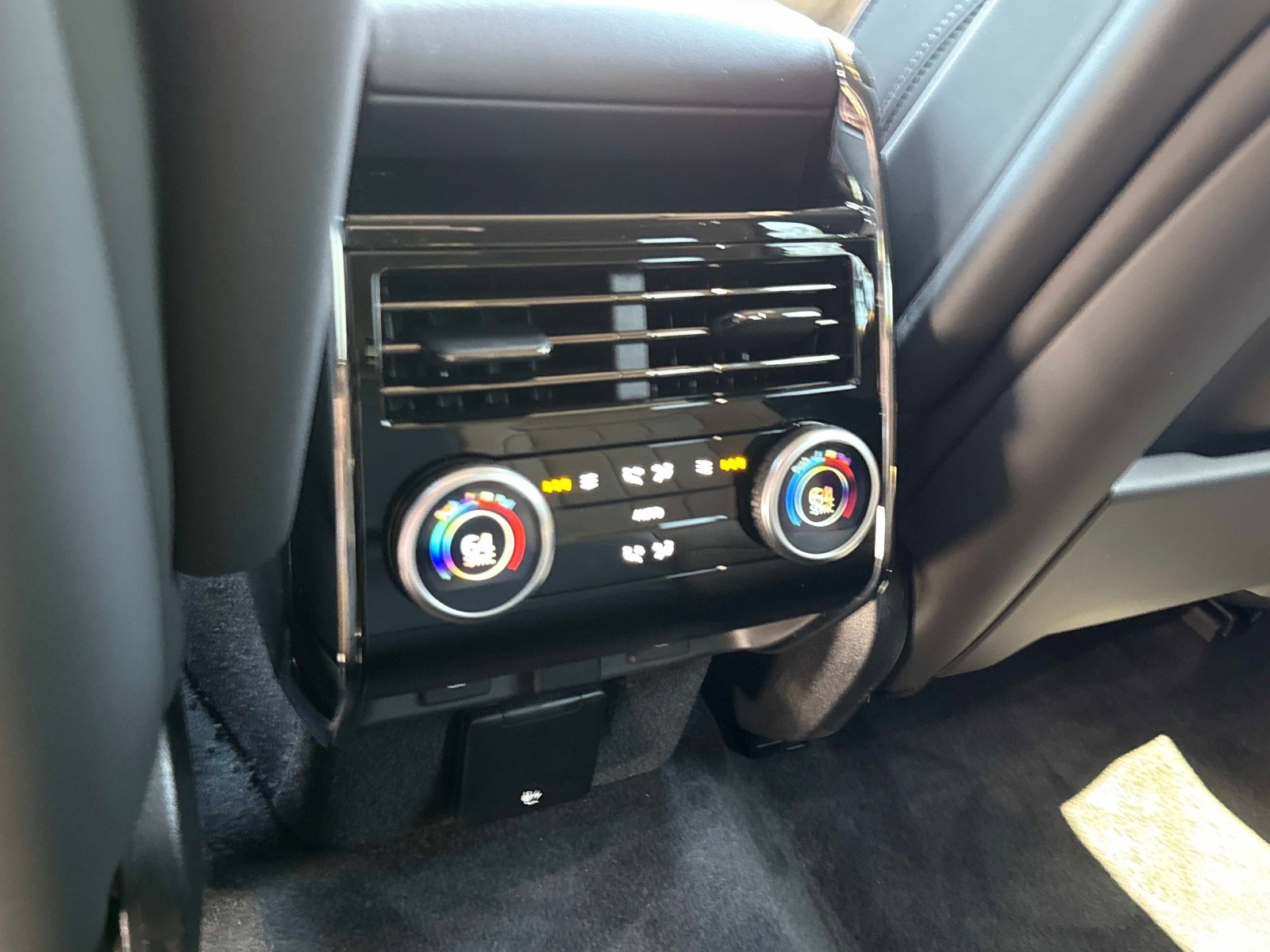 2026 Land Rover Range Rover Sport Dynamic SE - Photo 16