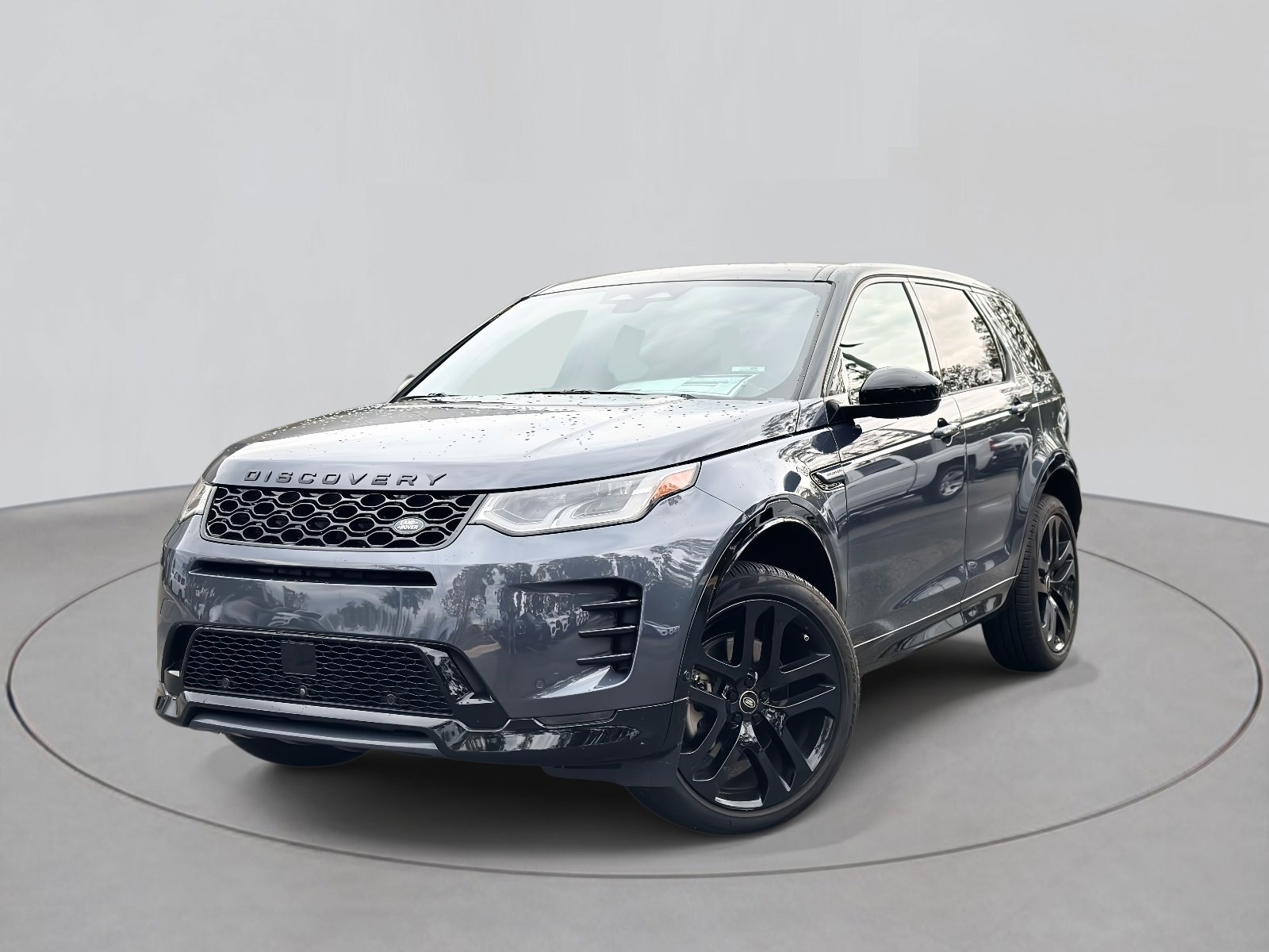 2025 Land Rover Discovery Sport Dynamic SE's photo