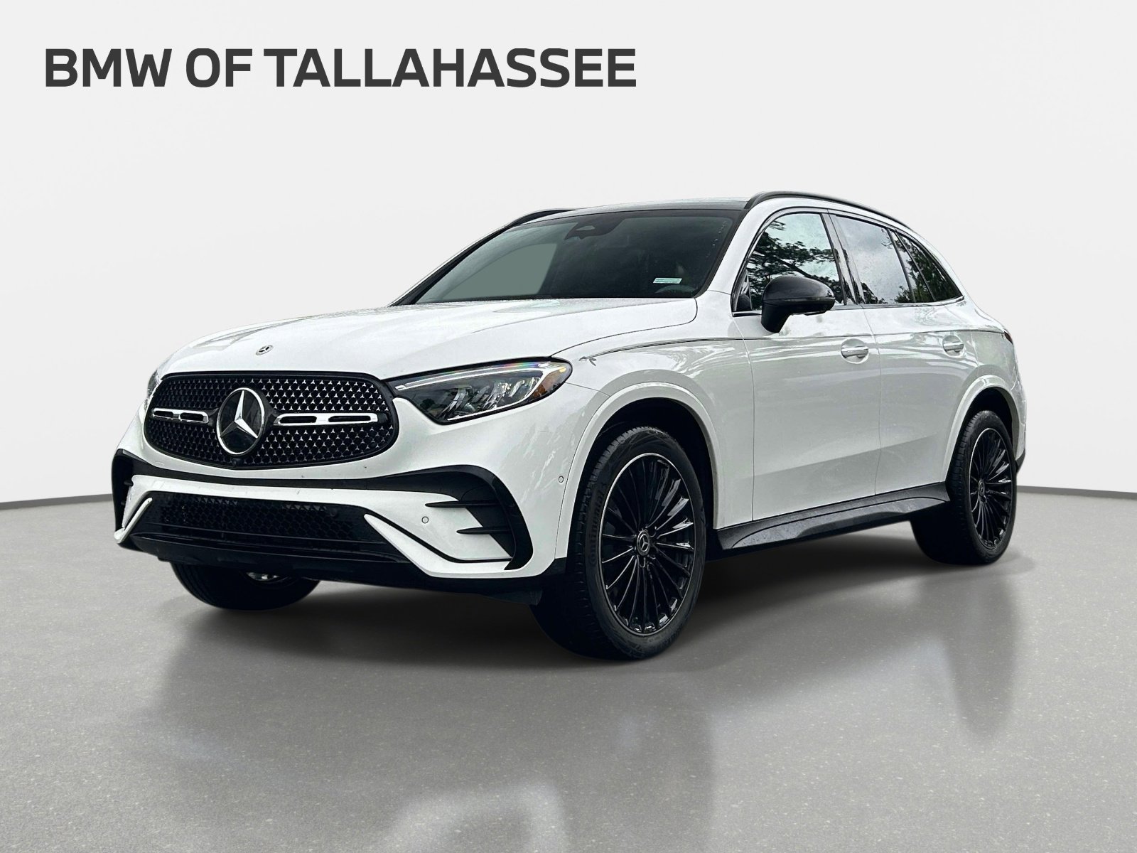 2026 Mercedes-Benz GLC GLC 300's photo