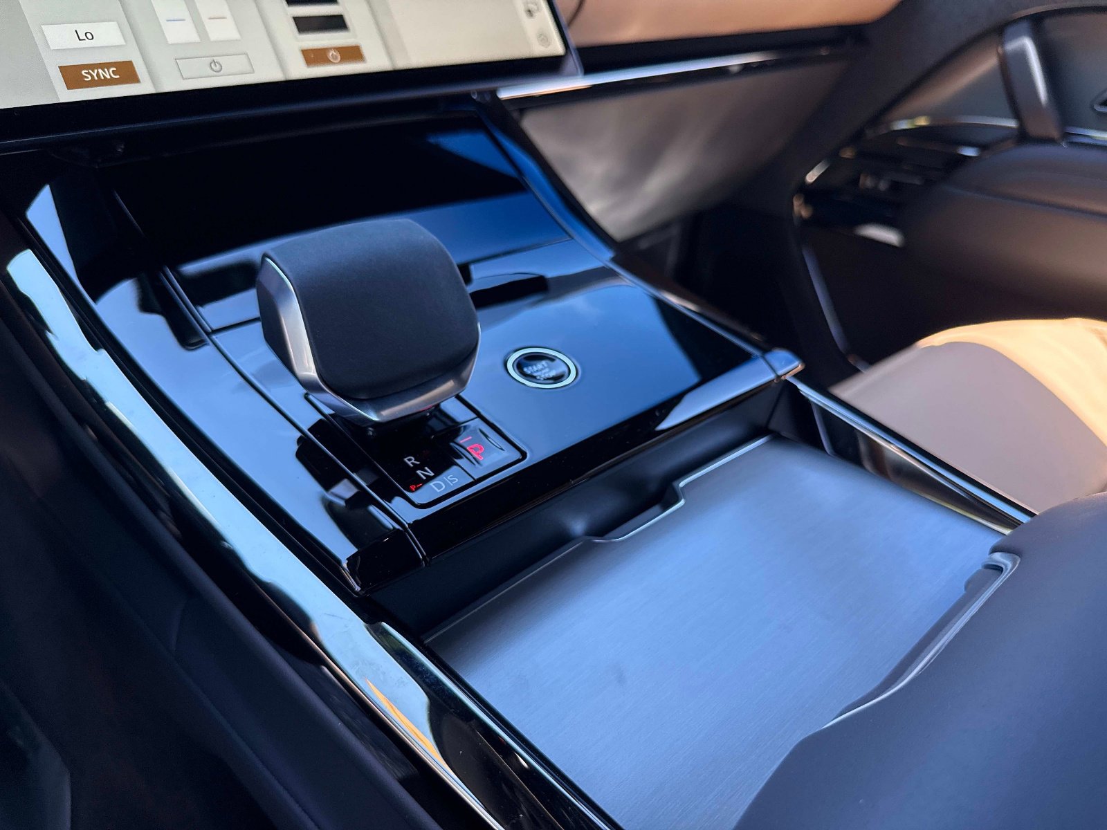 2026 Land Rover Range Rover Sport Dynamic SE - Photo 30
