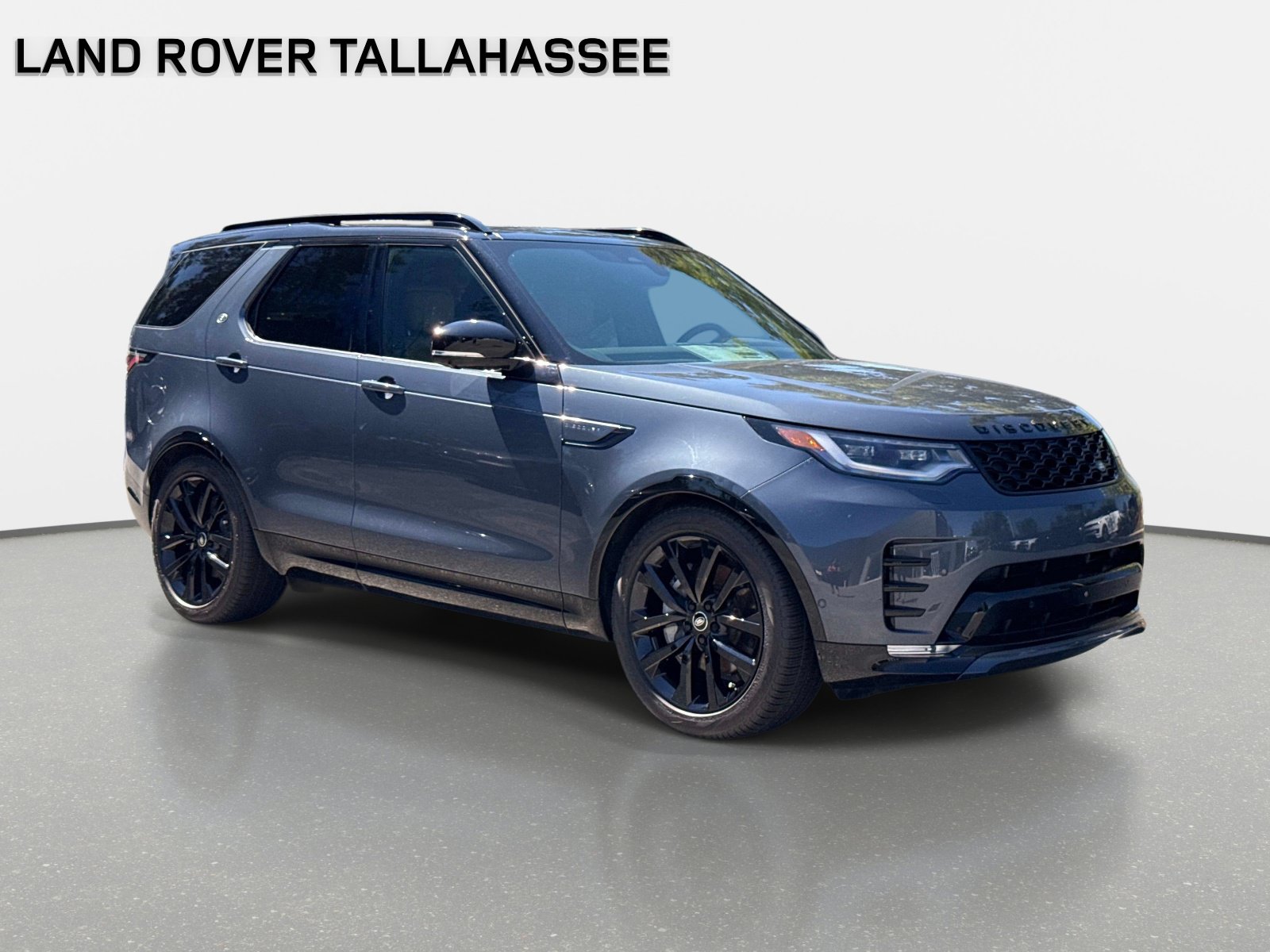 Used 2026 Land Rover Discovery Dynamic SE SUV