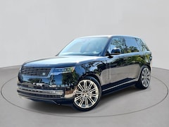 2025 Land Rover Range Rover SE 400PS SUV