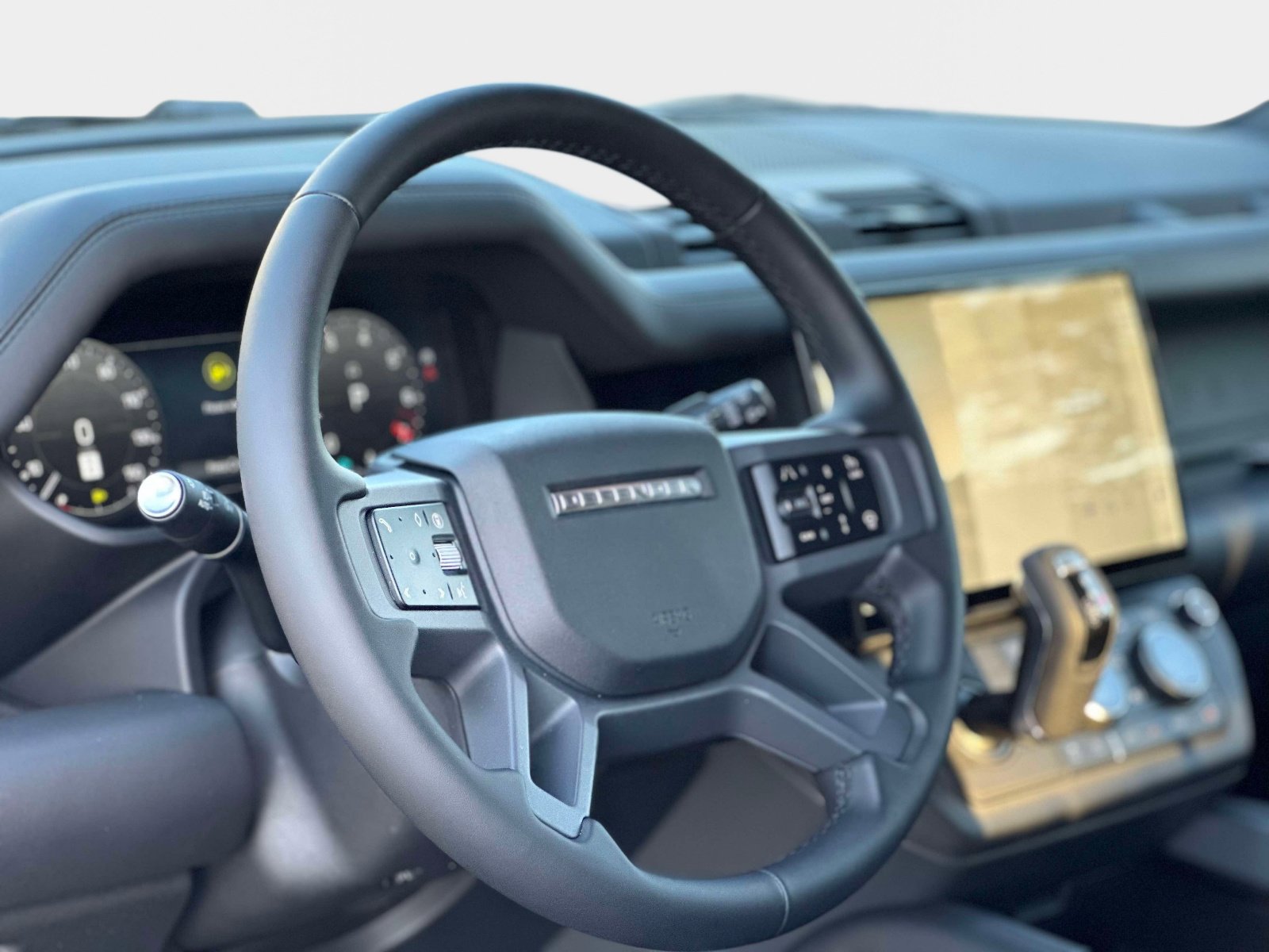 2026 Land Rover Defender X-Dynamic SE - Photo 24