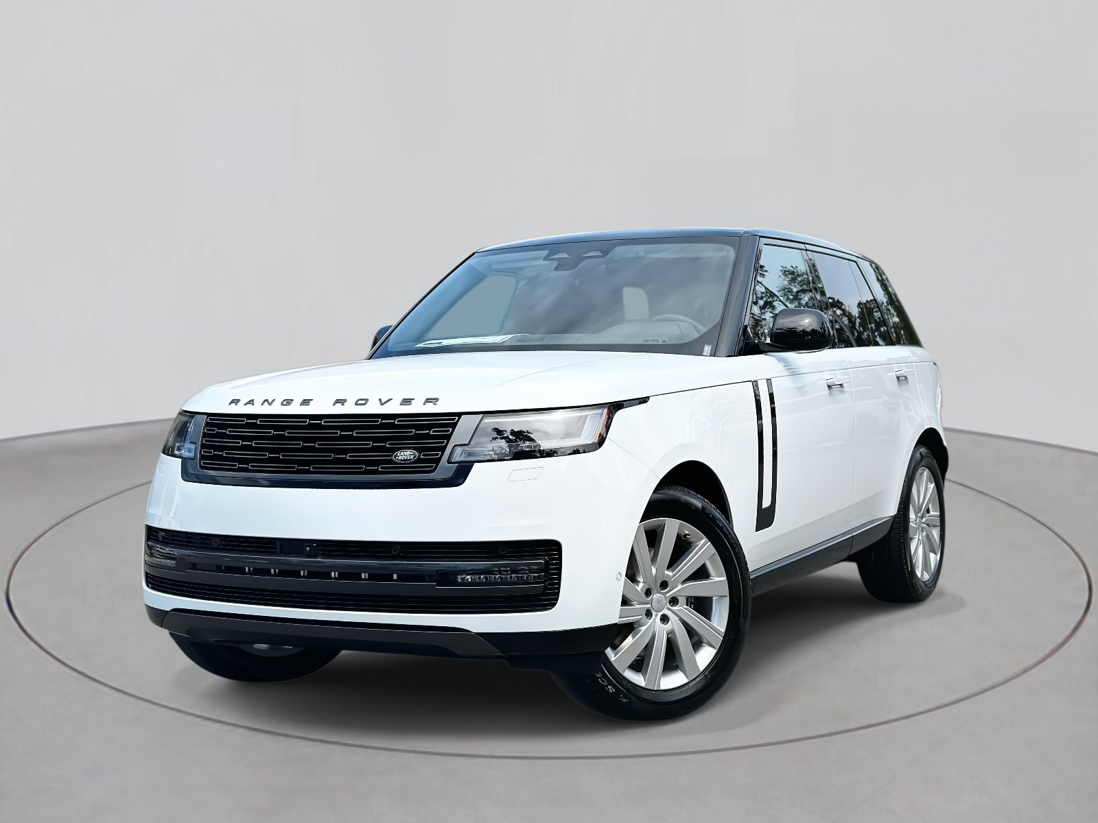 2025 Land Rover Range Rover SE's photo