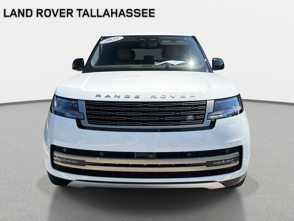 Certified 2025 Land Rover Range Rover P550e SE SUV