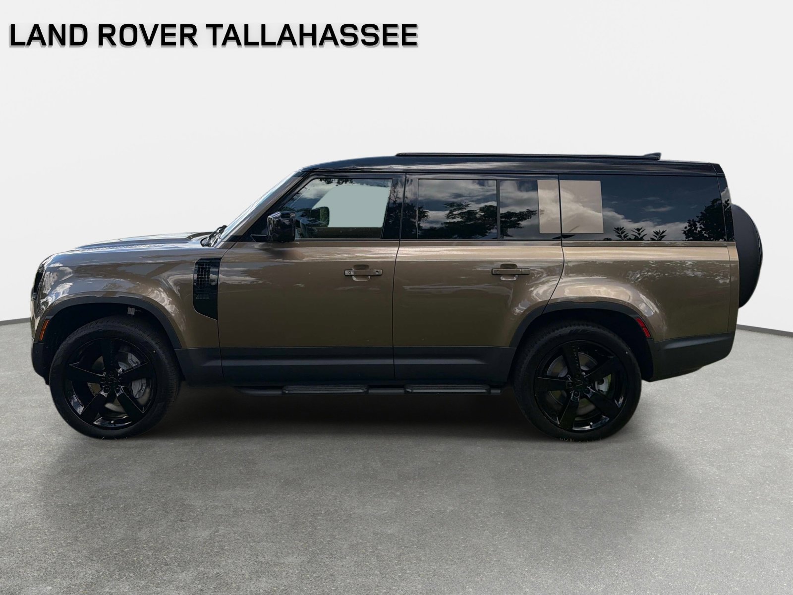2026 Land Rover Defender S - Photo 8