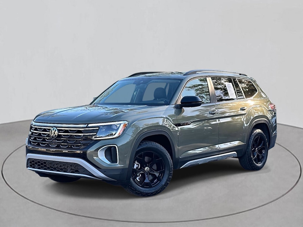 Certified 2025 Volkswagen Atlas 2.0T Peak Edition SUV