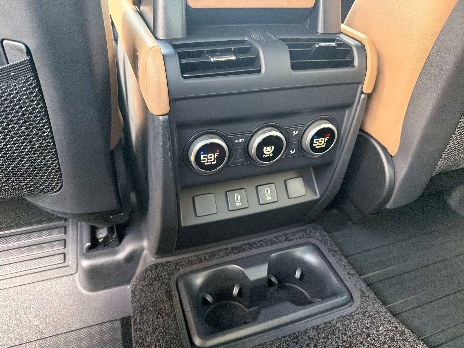 2026 Land Rover Defender S - Photo 15