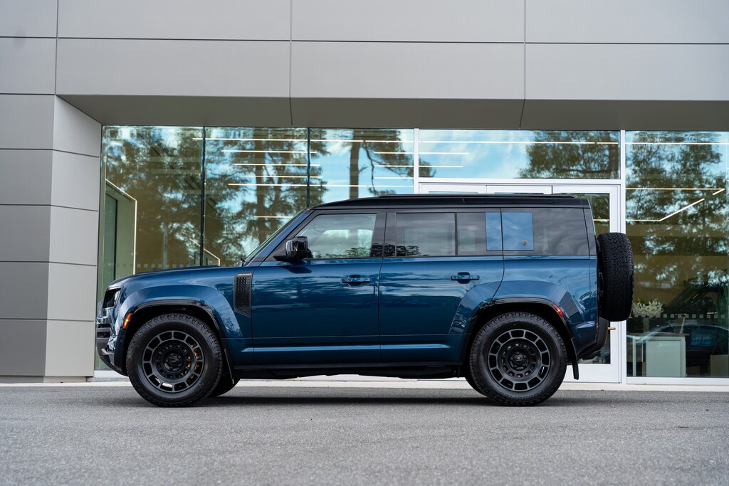 Used 2026 Land Rover Defender 110 OCTA SUV