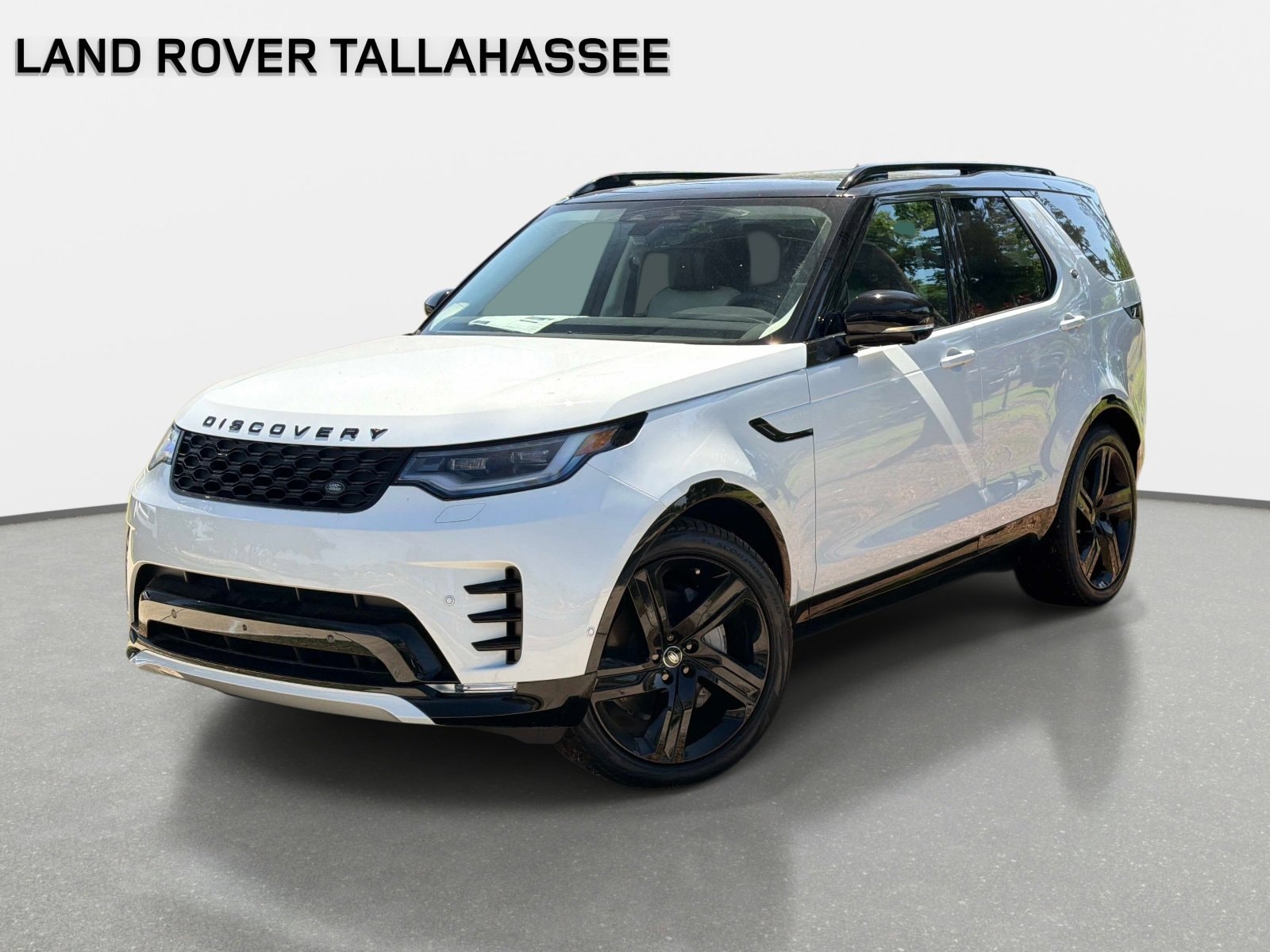 2026 Land Rover Discovery P300 Dynamic SE's photo