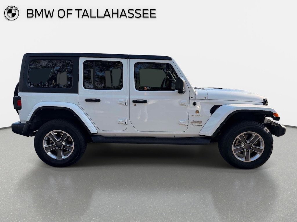 2021 Jeep Wrangler Unlimited Sahara photo 3