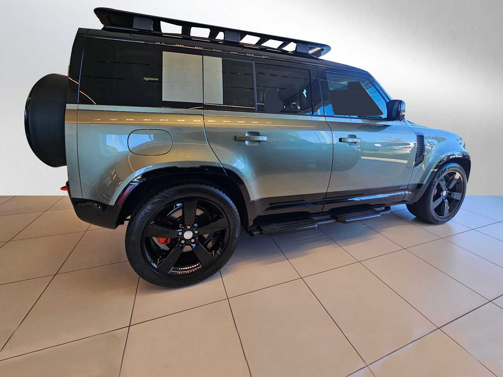 2025 Land Rover Defender X - Photo 12