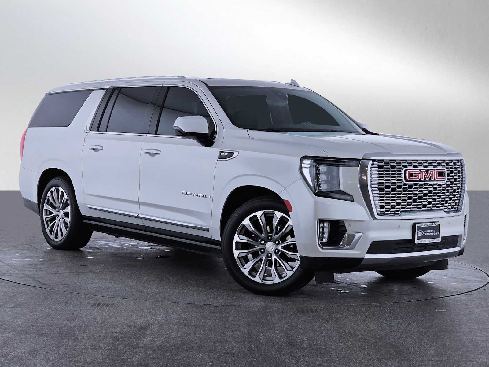 2021 GMC Yukon XL Denali's photo