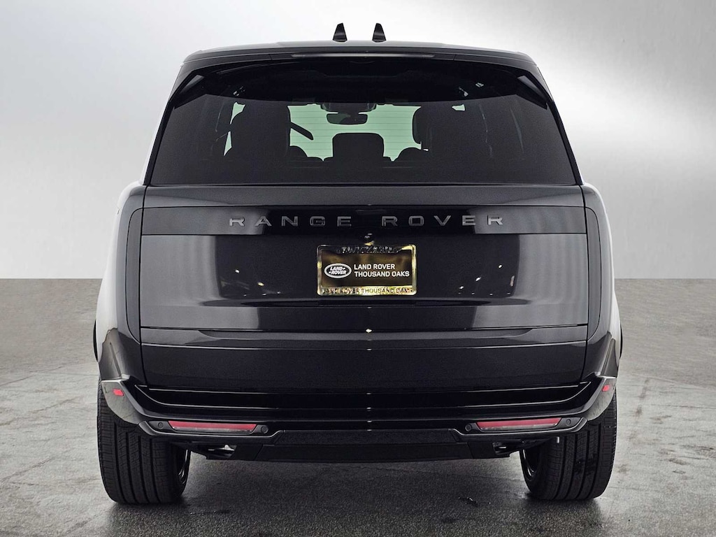 New 2026 Land Rover Range Rover SE SUV