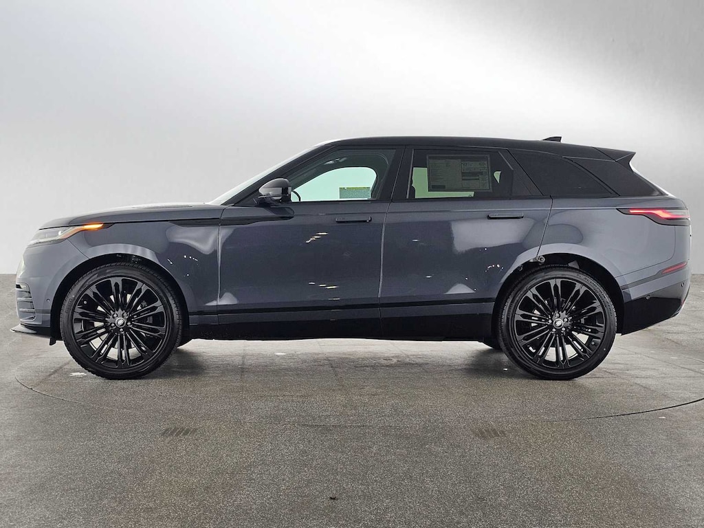 New 2026 Land Rover Range Rover Velar Dynamic SE