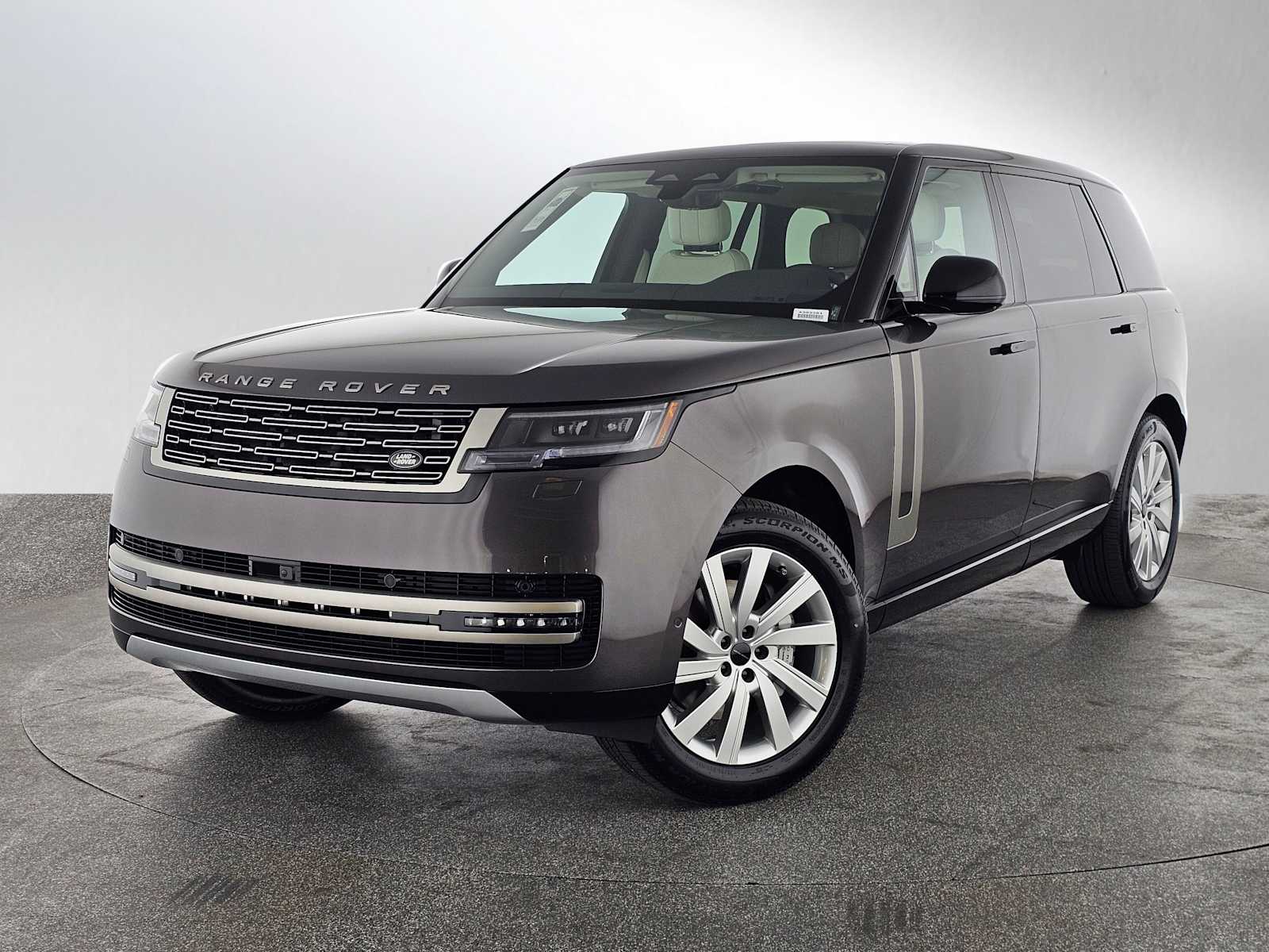 2026 Land Rover Range Rover 3.0 SE LWB 7's photo