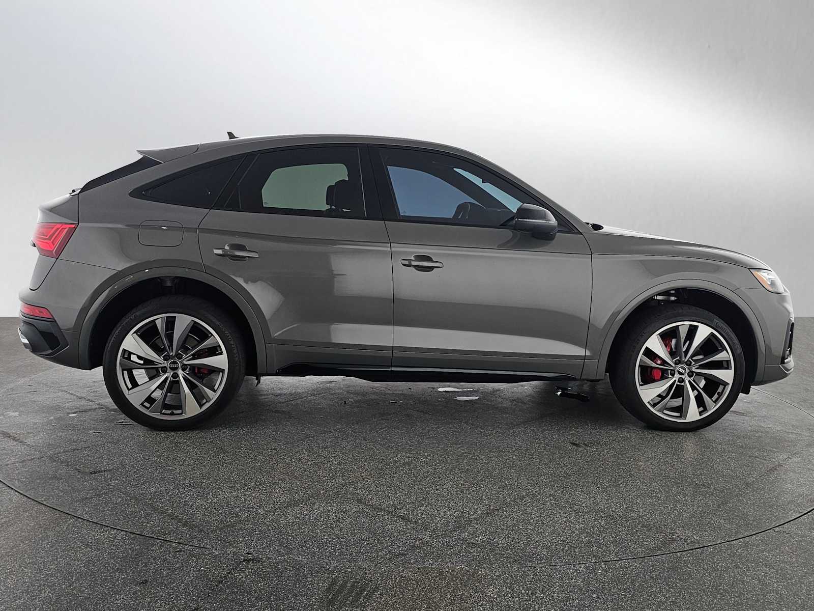 2023 Audi SQ5 Sportback Premium Plus photo 5