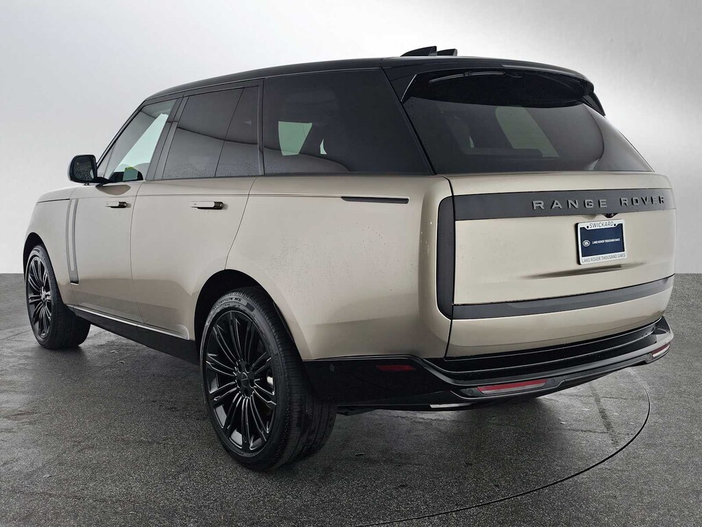 New 2026 Land Rover Range Rover SE SUV
