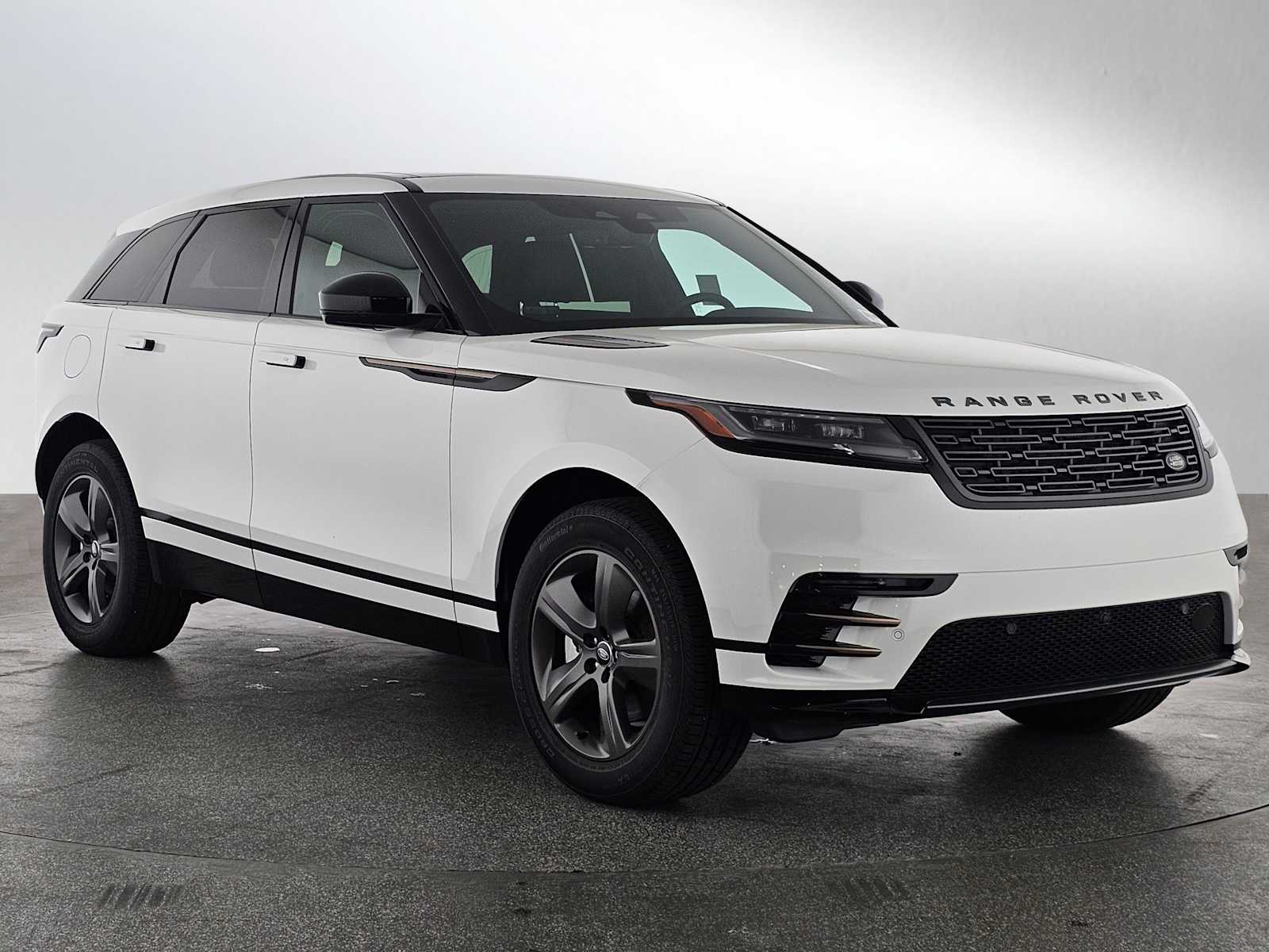 2025 Land Rover Range Rover Velar Dynamic SE
