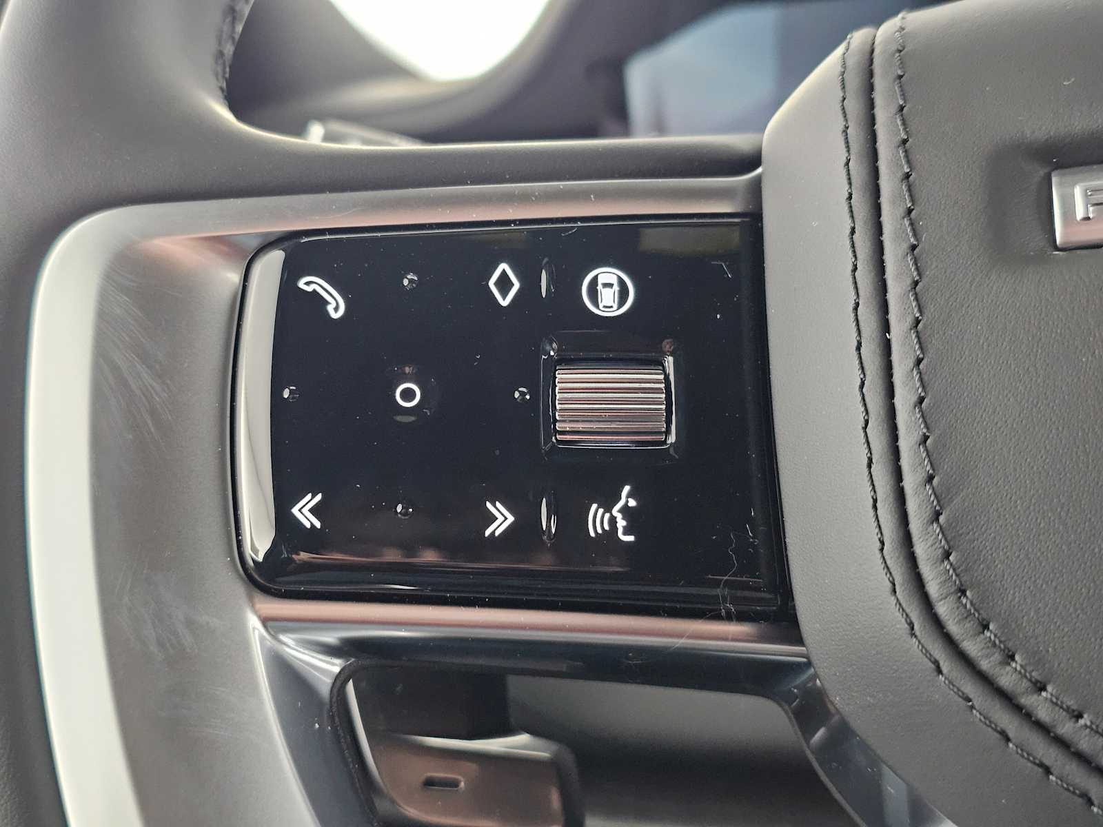 2025 Land Rover Range Rover SE - Photo 26