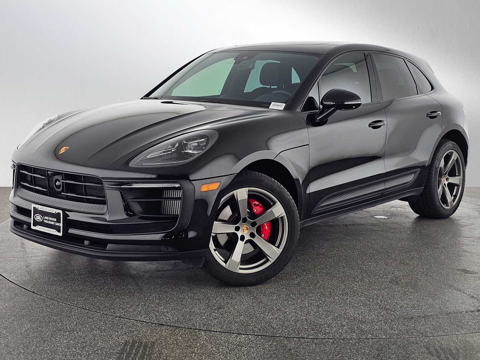 2024 Porsche Macan S's photo