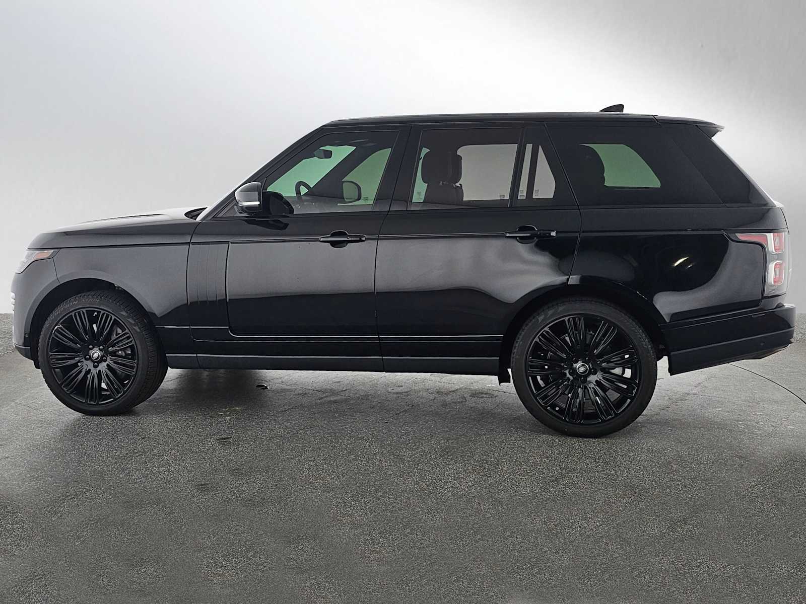 Used 2019 Land Rover Range Rover HSE with VIN SALGS2SV3KA554183 for sale in Thousand Oaks, CA