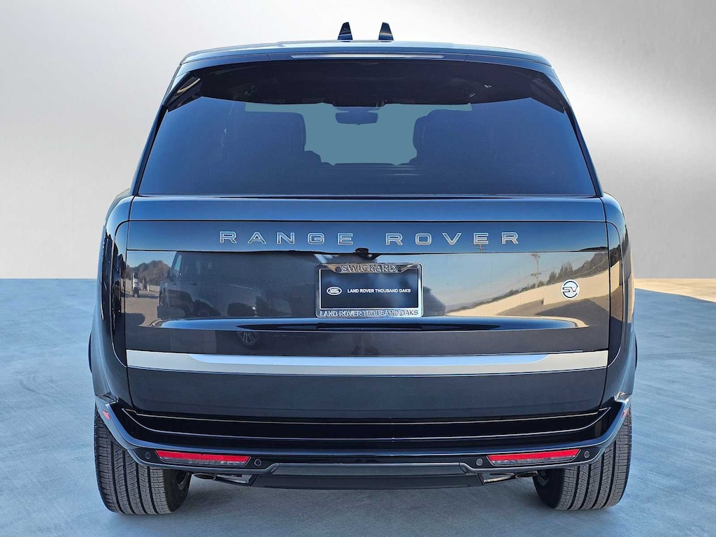 New 2025 Land Rover Range Rover SV SUV