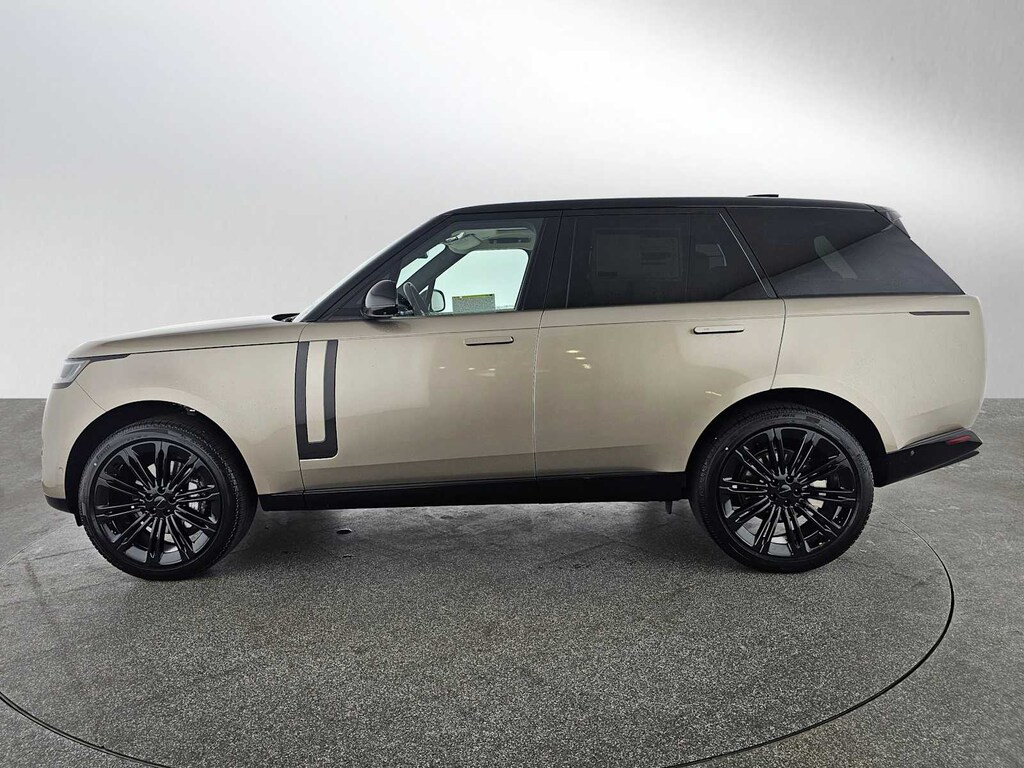 New 2026 Land Rover Range Rover SE SUV