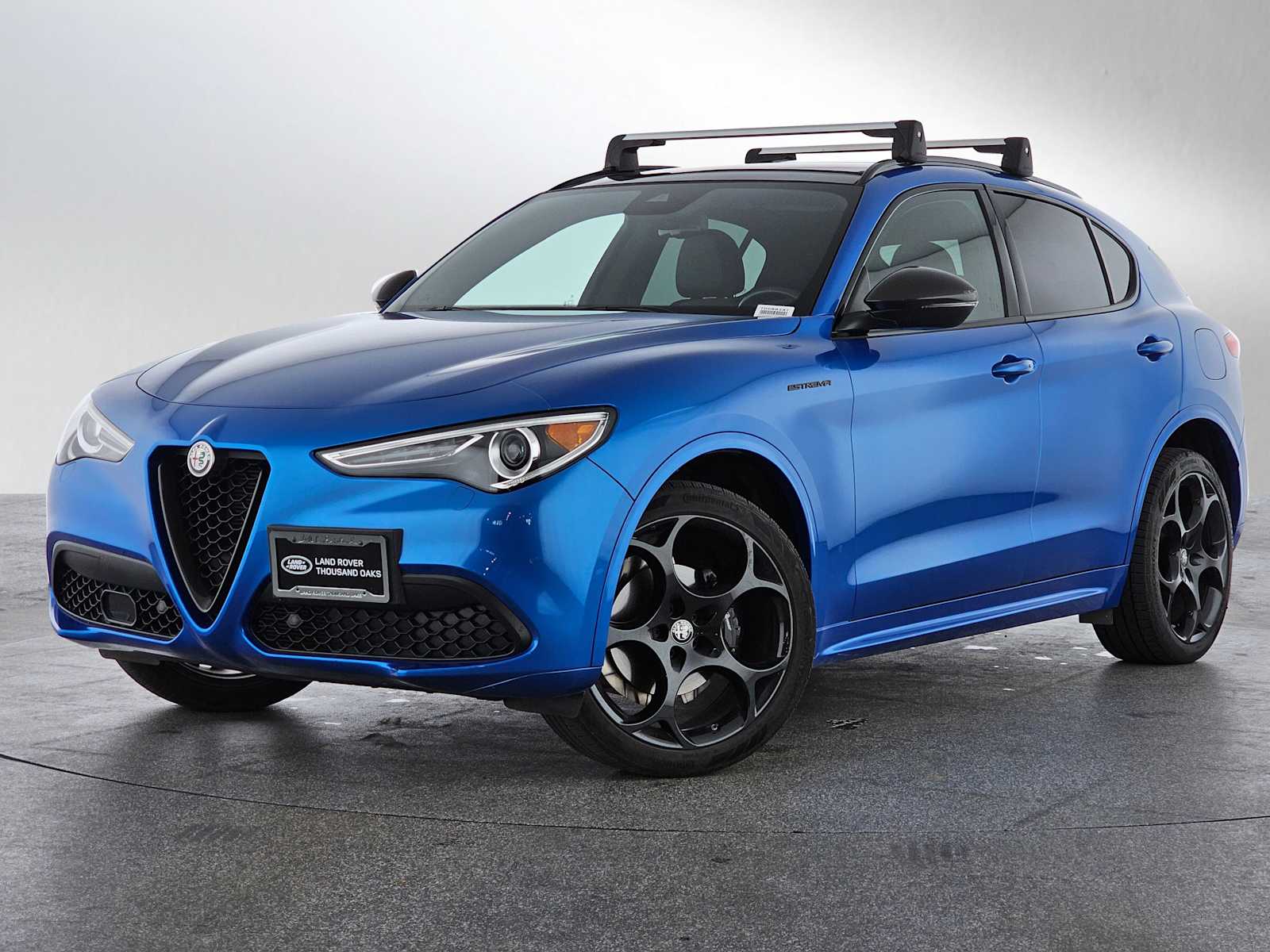 2023 Alfa Romeo Stelvio Estrema AWD's photo