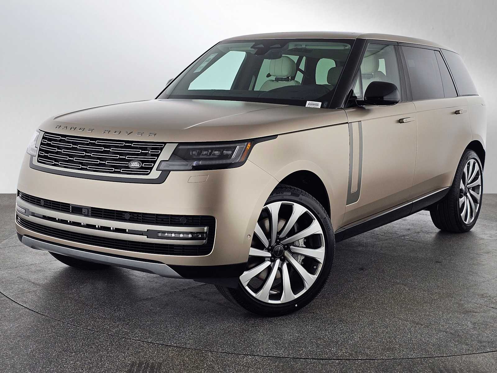 2026 Land Rover Range Rover 4.4 SE LWB 7's photo
