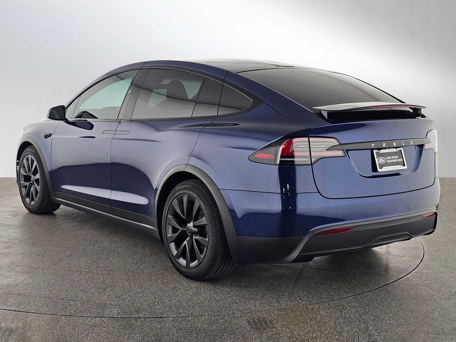 2024 Tesla Model X photo 2