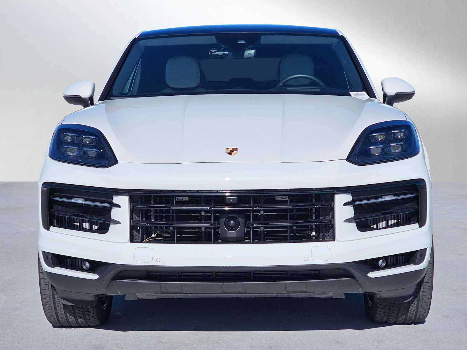 2025 Porsche Cayenne S photo 3