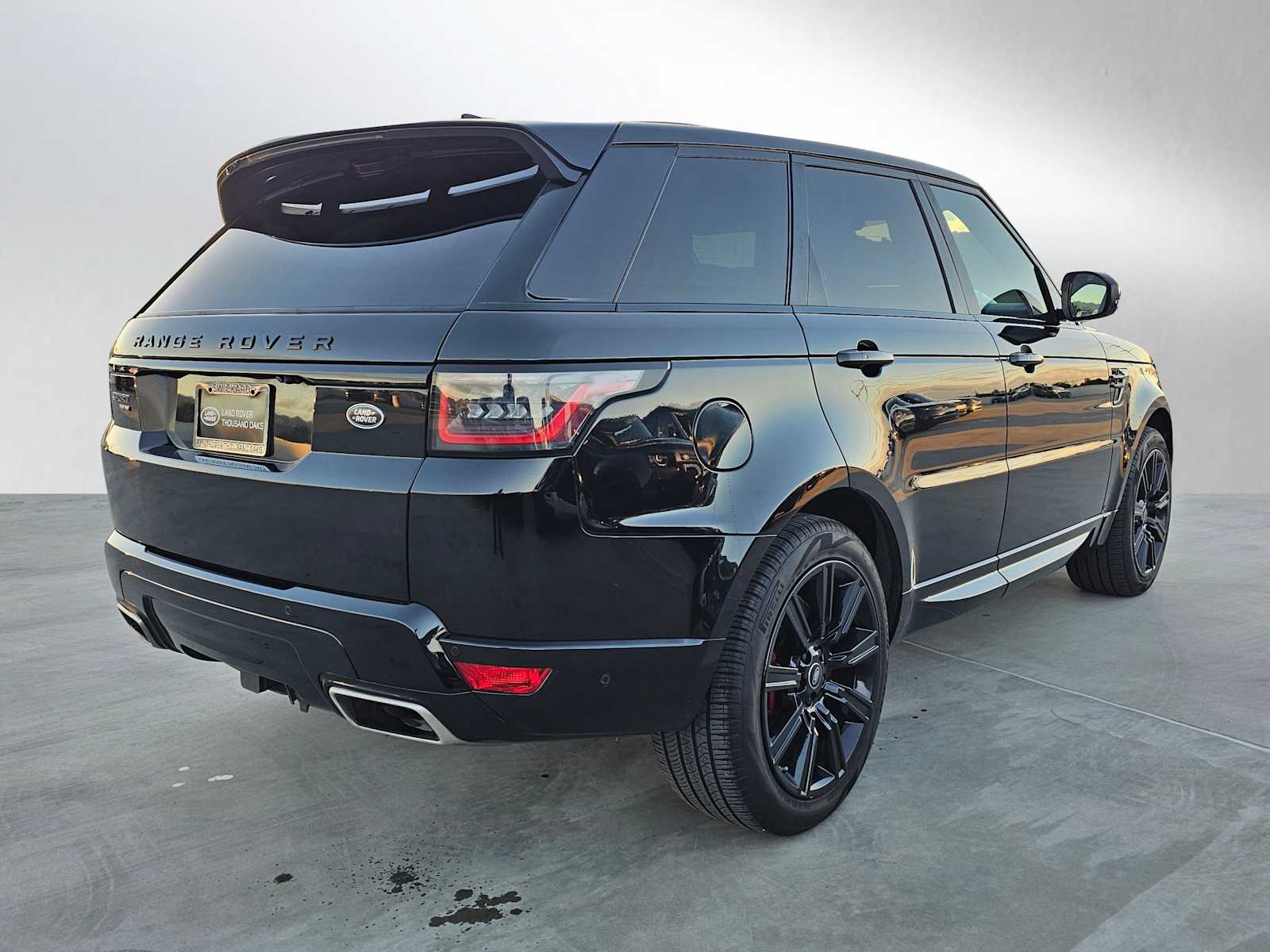 2021 Land Rover Range Rover Sport HSE Dynamic photo 2