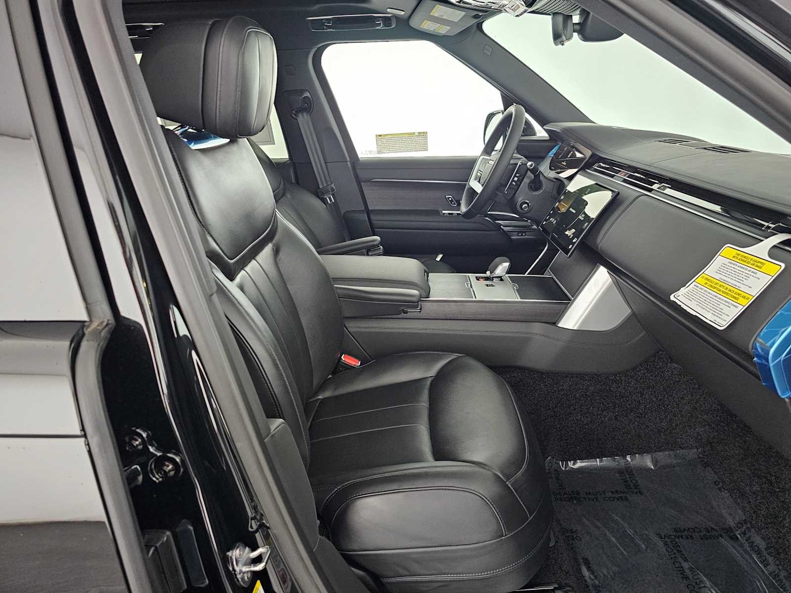 2025 Land Rover Range Rover SE - Photo 10