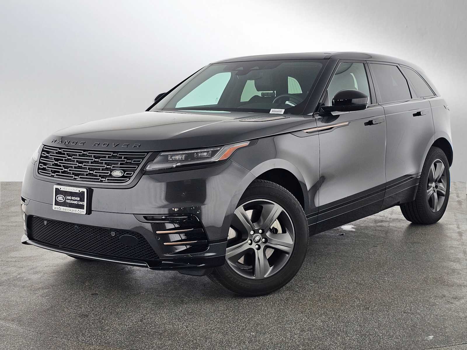 2025 Land Rover Range Rover Velar Dynamic SE photo 1