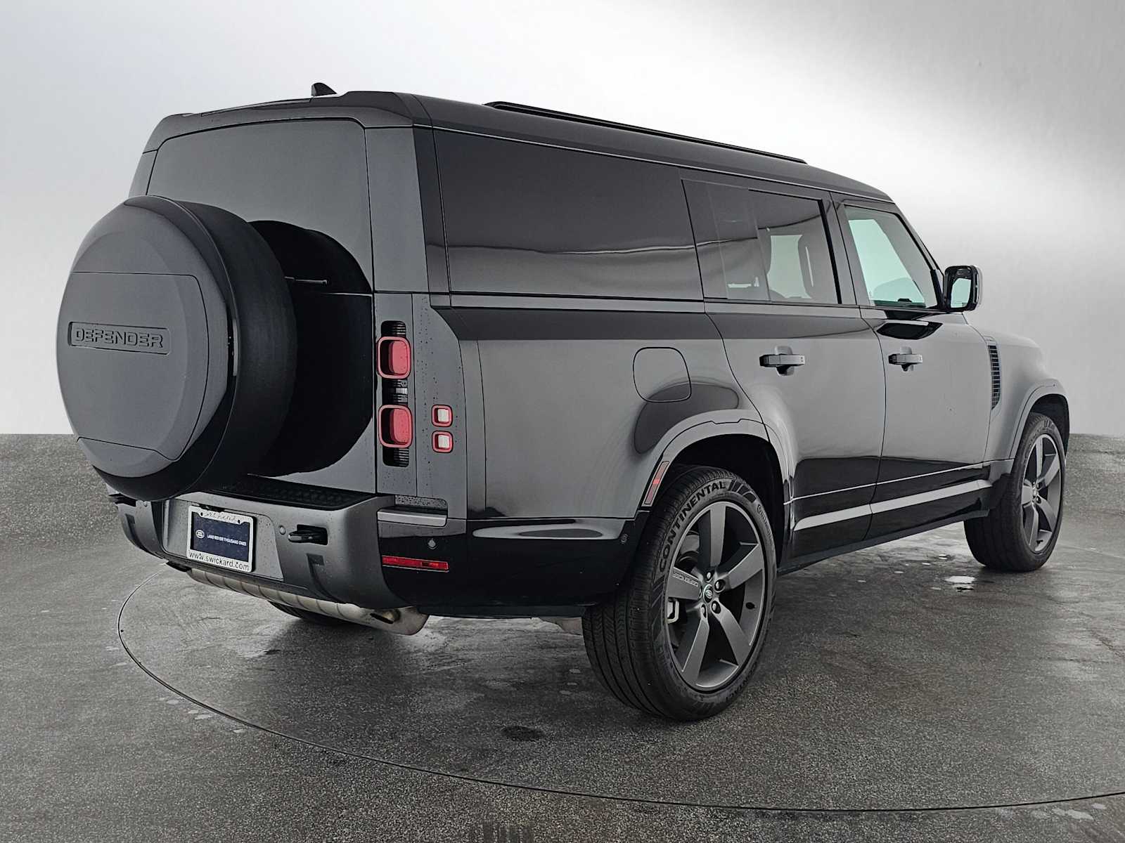 2024 Land Rover Defender Outbound photo 3