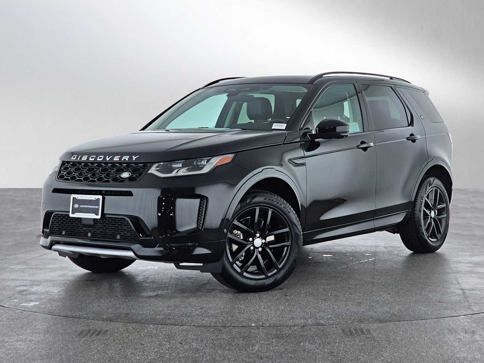 2024 Land Rover Discovery Sport S's photo
